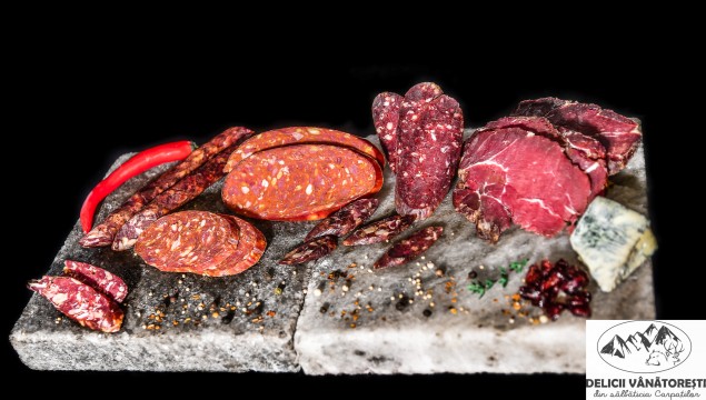 Preparate din carne de vanat si porc Mangalita in produse carmanegria proprie